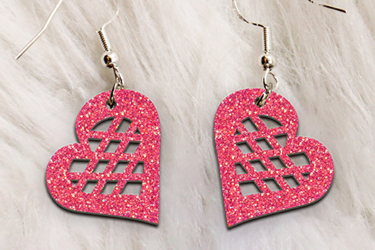 Σετ των 3 Intra απο ξύλο plywood 3mm-4mm πάχος – Σκουλαρίκια Αγίου Βαλεντίνου. Δίασταση  5x5 cm INTRAFABR-112842809