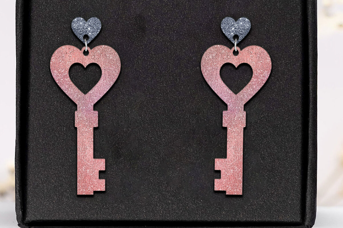 Σετ των 3 Intra απο ξύλο plywood 3mm-4mm πάχος – Σκουλαρίκια Αγίου Βαλεντίνου. Δίασταση  5x5 cm INTRAFABR-111390914