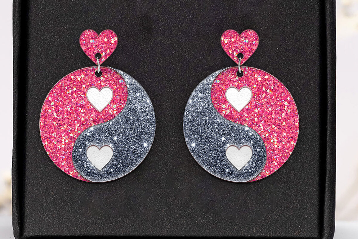 Σετ των 3 Intra απο ξύλο plywood 3mm-4mm πάχος – Κοπή με λέιζερ Αγίου Βαλεντίνου. Σκουλαρίκια καρδιά. Δίασταση  5x5 cm INTRAFABR-111435465