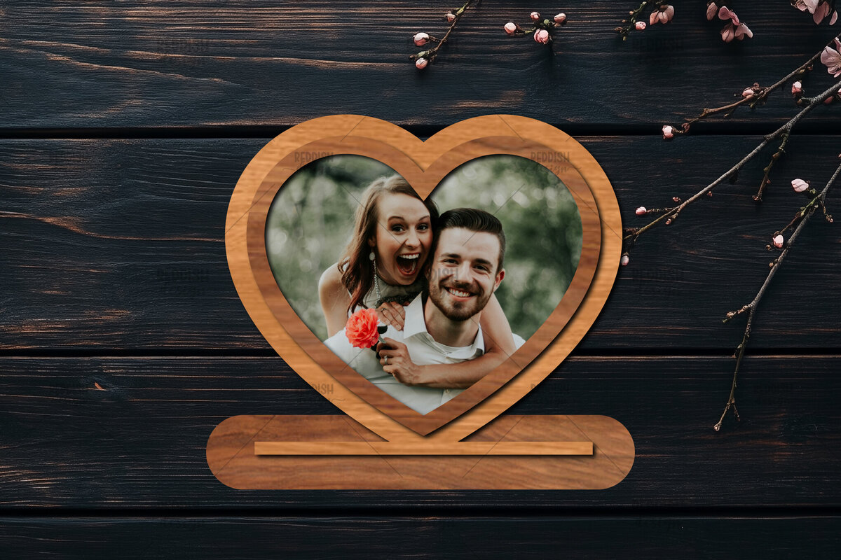 Σετ των 2 Intra απο ξύλο plywood 3mm-4mm πάχος – Βάση κοπής με λέιζερ κορνίζα Αγίου Βαλεντίνου Δίασταση  20x20 cm INTRAFABR-114358335