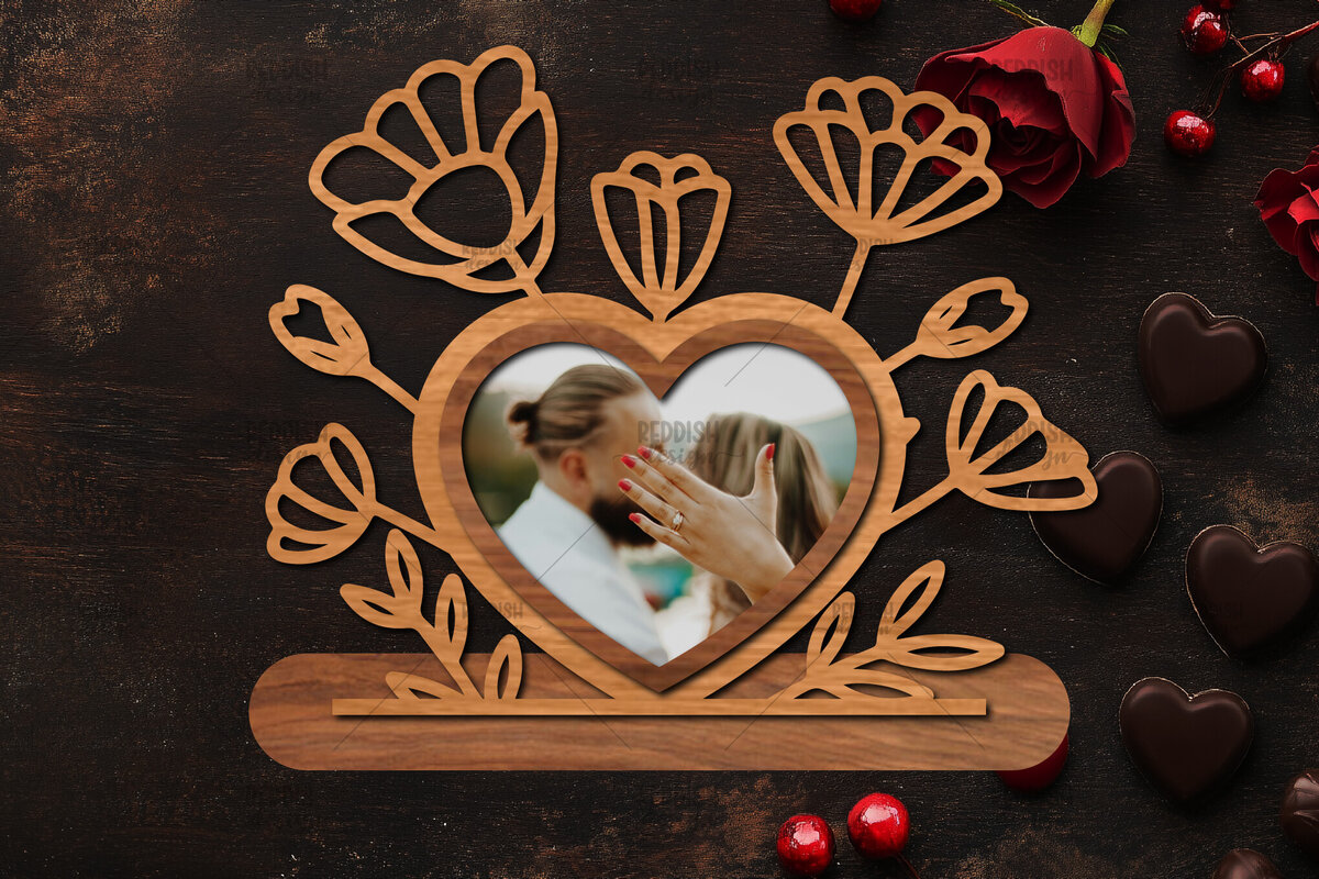 Σετ των 2 Intra απο ξύλο plywood 3mm-4mm πάχος – Βάση κοπής με λέιζερ κορνίζα Αγίου Βαλεντίνου Δίασταση  20x20 cm INTRAFABR-114358375