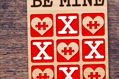 Σετ των 2 Intra απο ξύλο plywood 3mm-4mm πάχος – Παιχνίδι Tic Tac Toe Valentine Δίασταση  20x20 cm INTRAFABR-50826598