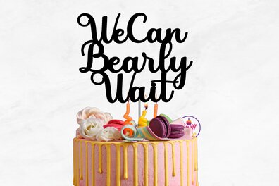 Σετ των 2 Intra απο ξύλο plywood 3mm-4mm πάχος – We Can Bearly Wait Cake Topper Δίασταση  20x20 cm INTRAFABR-75261443