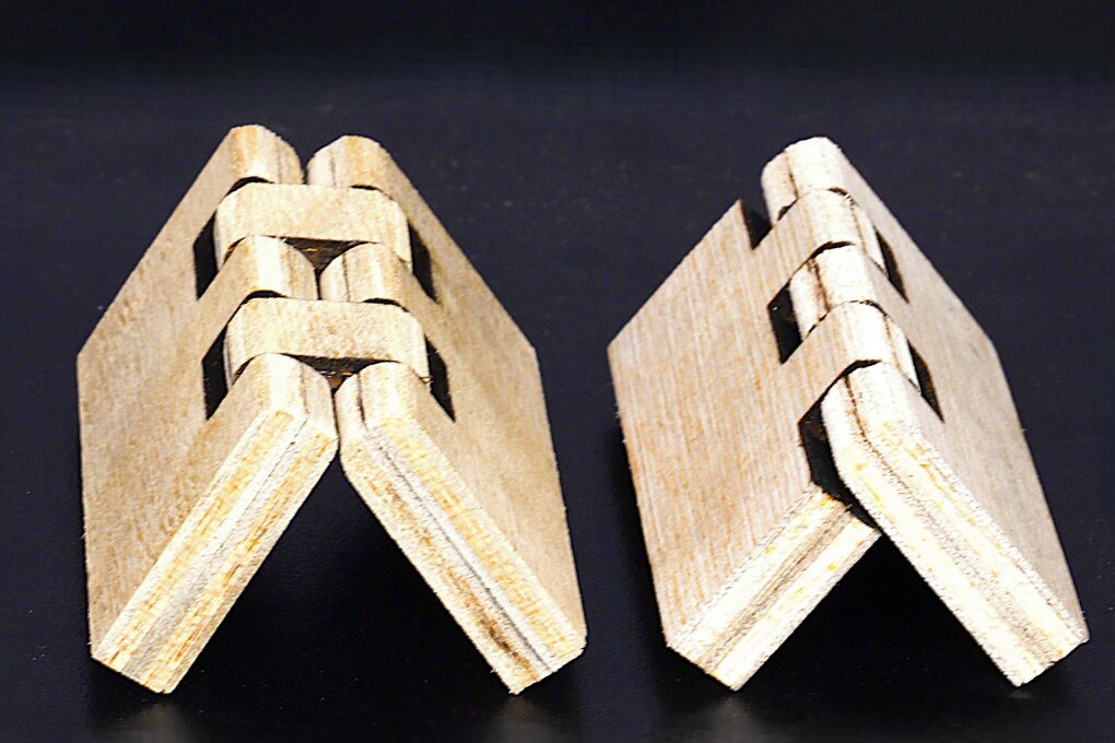 Σετ των 2 Intra απο ξύλο plywood 3mm-4mm πάχος – Ψηφιακά πρότυπα ξύλινων μεντεσέδων, δέσμη Δίασταση  20x20 cm INTRAFABR-119002484