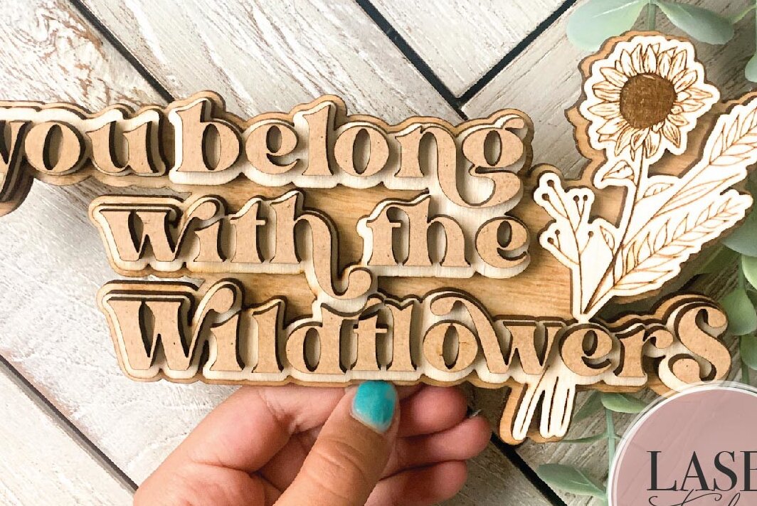 Σετ των 2 Intra απο ξύλο plywood 3mm-4mm πάχος – Ανήκετε στο αρχείο κοπής με λέιζερ Wildflowers Δίασταση  20x20 cm INTRAFABR-71541533