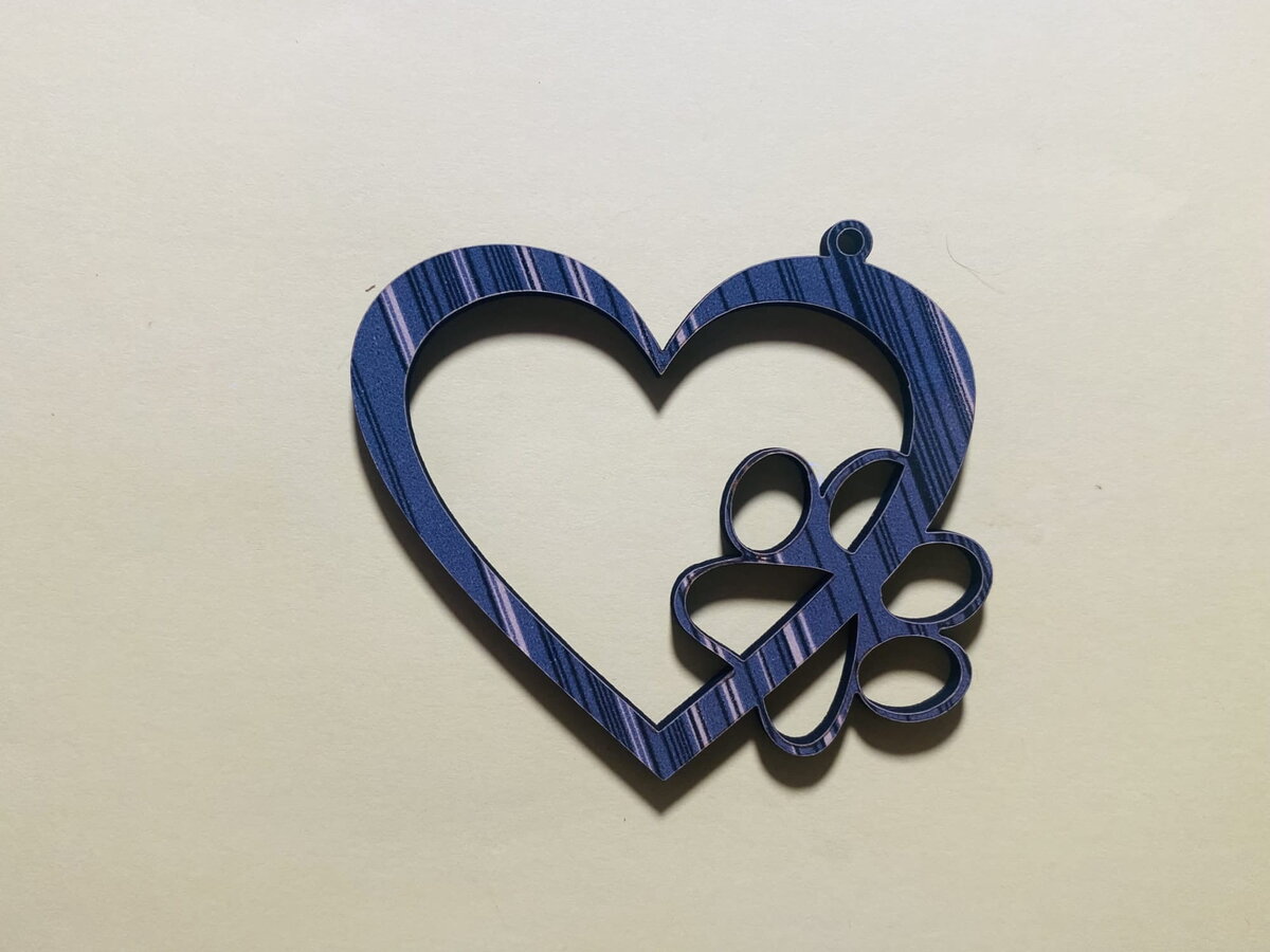 Σετ των 2 Intra απο ξύλο plywood 3mm-4mm πάχος - Χριστουγεννιάτικο στολίδι κατοικίδιων ζώων, καρδιά και πόδι σκύλου Δίασταση 10x10 cm Intraeaxys-51rrnyd1