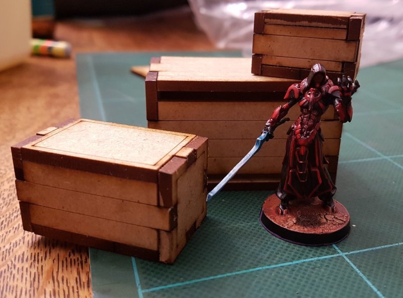 Intra απο ξύλο plywood 3mm-4mm πάχος - Κλουβιά για παιχνίδια 28mm Δίασταση 30x30 cm Intraeaxys-joerep87