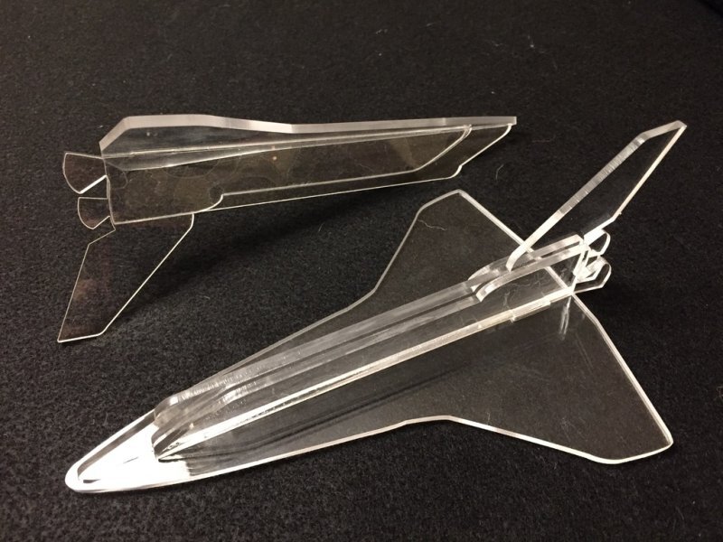 Intra απο ξύλο plywood 3mm-4mm πάχος - Διαστημικό λεωφορείο Ακρυλικό Δίασταση 20x20 cm Intraeaxys-zo98mey1