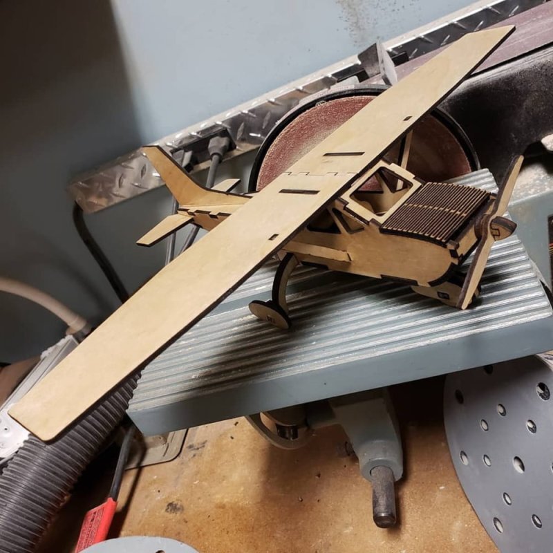 Intra απο ξύλο plywood 3mm-4mm πάχος - Ξύλινο μοντέλο Cessna Δίασταση 30x30 cm Intraeaxys-p7ymvv67