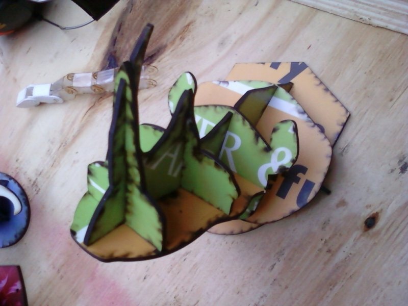 Intra απο ξύλο plywood 3mm-4mm πάχος - Κεφάλι Ρινόκερου Δίασταση 30x30 cm Intraeaxys-91jkp2po