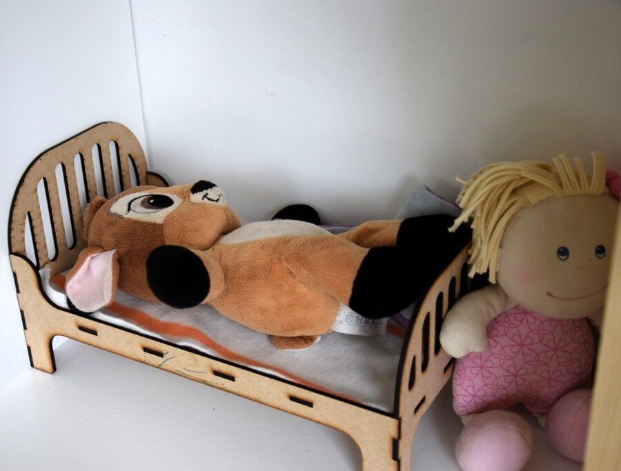 Intra απο ξύλο plywood 3mm-4mm πάχος - Κρεβάτι κούκλας 3mm Δίασταση 30x30 cm Intraeaxys-078yggmo