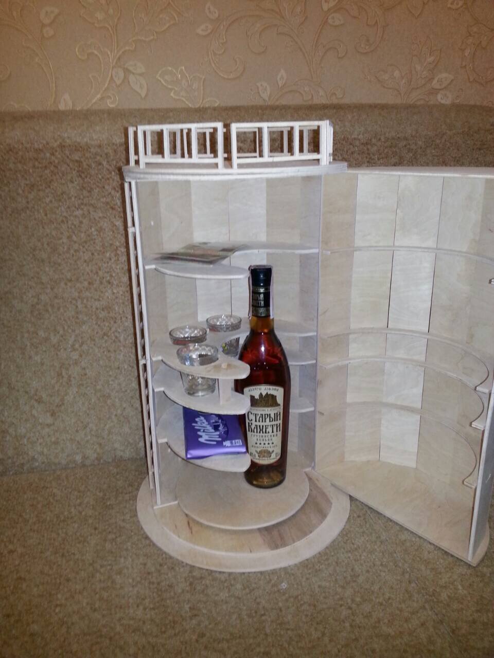 Intra απο ξύλο plywood 3mm-4mm πάχος - Wood Mini Bar Δίασταση 30x30 cm Intraeaxys-joedl451