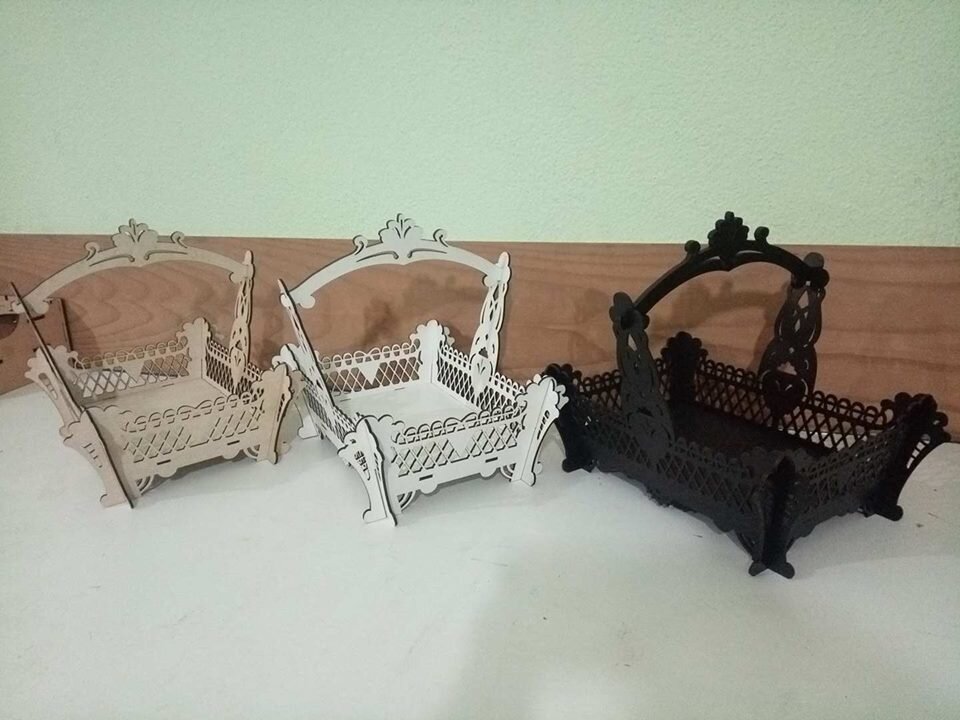 Intra απο ξύλο plywood 3mm-4mm πάχος - Ξύλινο καλάθι καραμέλας Δίασταση 30x30 cm Intraeaxys-eo4q30d7