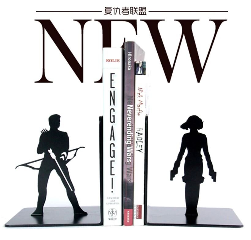 Intra απο ξύλο plywood 3mm-4mm πάχος - Marvel Heroes Black Widow και Hawkeye Bookend Δίασταση 30x30 cm Intraeaxys-pok38md7
