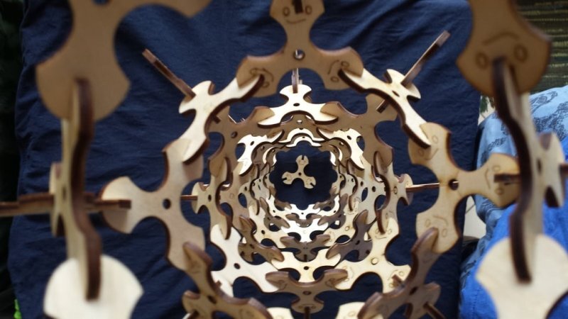 Intra απο ξύλο plywood 3mm-4mm πάχος - Dreikopftile Δίασταση 30x30 cm Intraeaxys-voqd2eq1