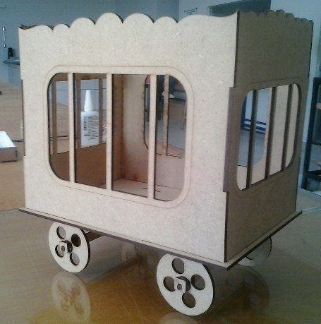 Intra απο ξύλο plywood 3mm-4mm πάχος - Κλουβί του Τσίρκου Δίασταση 30x30 cm Intraeaxys-ro6x62ox