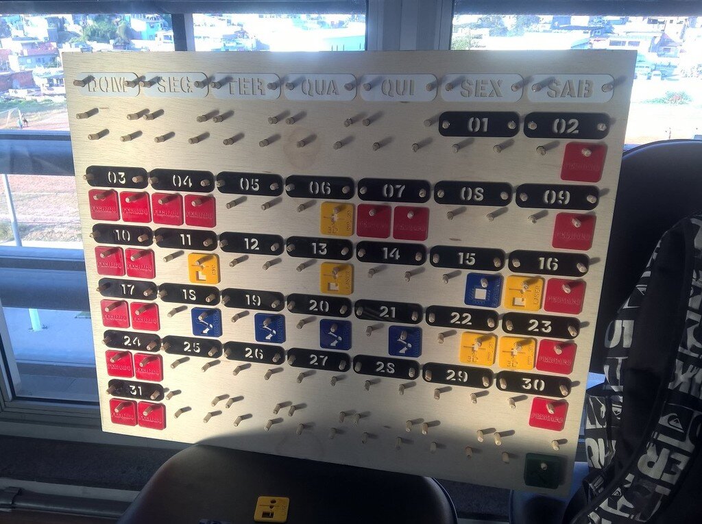 Intra απο ξύλο plywood 3mm-4mm πάχος - ter Ημερολόγιο Εργαστηρίου Δίασταση 30x30 cm Intraeaxys-ro6ygv37