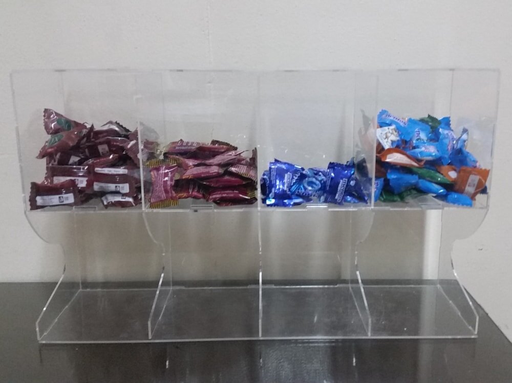 Intra απο ξύλο plywood 3mm-4mm πάχος - Ακρυλικός διανομέας καραμελών Δίασταση 20x20 cm Intraeaxys-ro6yg2n7