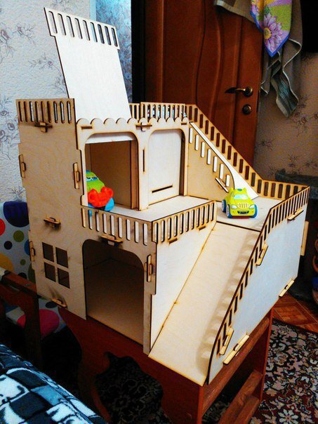 Intra απο ξύλο plywood 3mm-4mm πάχος - Χώρος στάθμευσης για αυτοκίνητα παιχνιδιών Δίασταση 30x30 cm Intraeaxys-6o3yk2p7