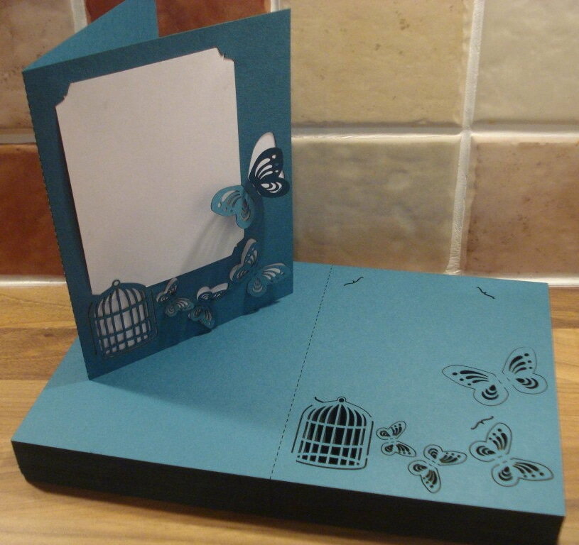 Intra απο ξύλο plywood 3mm-4mm πάχος - Προσκλητήριο γάμου Δίασταση 30x30 cm Intraeaxys-qommgmro