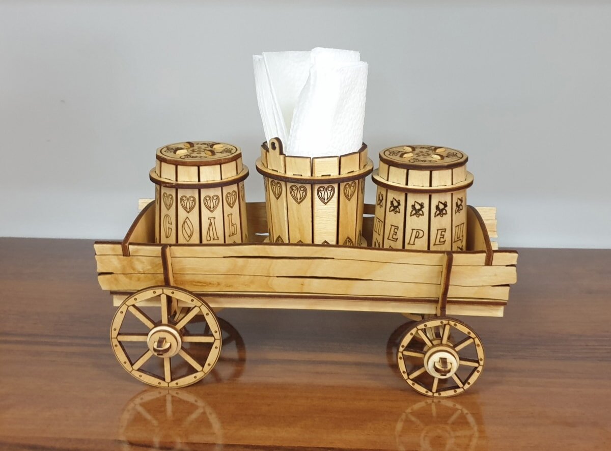 Intra απο ξύλο plywood 3mm-4mm πάχος - Σετ αλατοπίπερου με ξύλινη βάση καροτσιού Δίασταση 30x30 cm Intraeaxys-eoxlzdvo