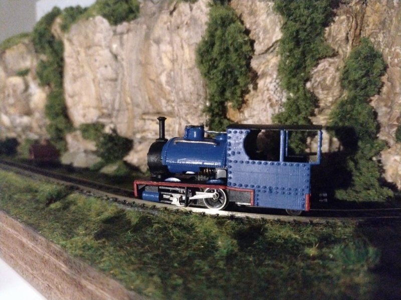 Intra απο ξύλο plywood 3mm-4mm πάχος - Διακοσμητικό κάλυμμα διακόπτη φωτός Δίασταση 30x30 cm Intraeaxys-eox8mlx1