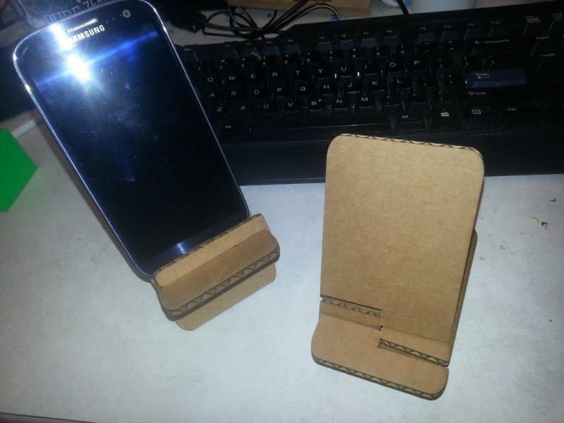 Intra απο ξύλο plywood 3mm-4mm πάχος - Cardboard Phone Stand Challenge Δίασταση 30x30 cm Intraeaxys-r7vdmr57
