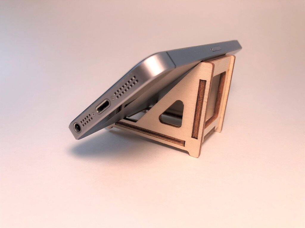 Intra απο ξύλο plywood 3mm-4mm πάχος - Τηλεφωνική βάση Δίασταση 30x30 cm Intraeaxys-zo9yr447