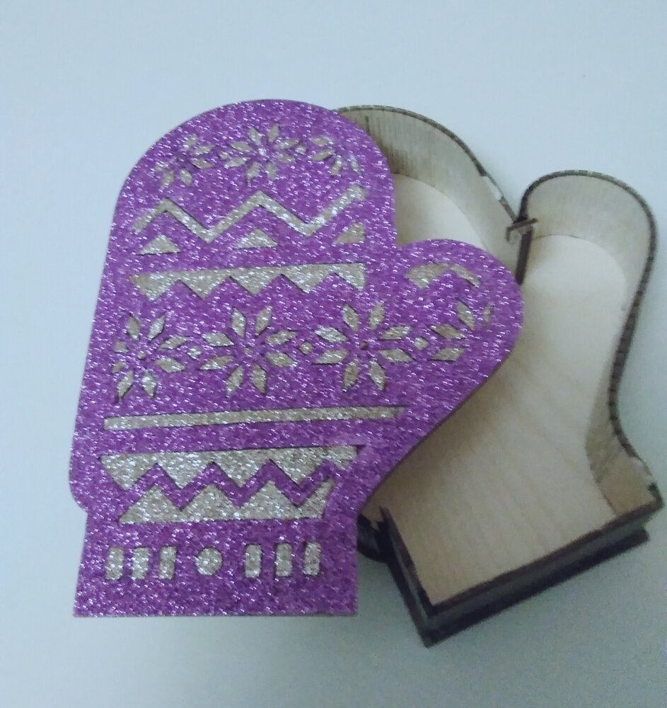 Intra απο ξύλο plywood 3mm-4mm πάχος - Χριστουγεννιάτικο κουτί με γάντια Δίασταση 30x30 cm Intraeaxys-ro6ywq37