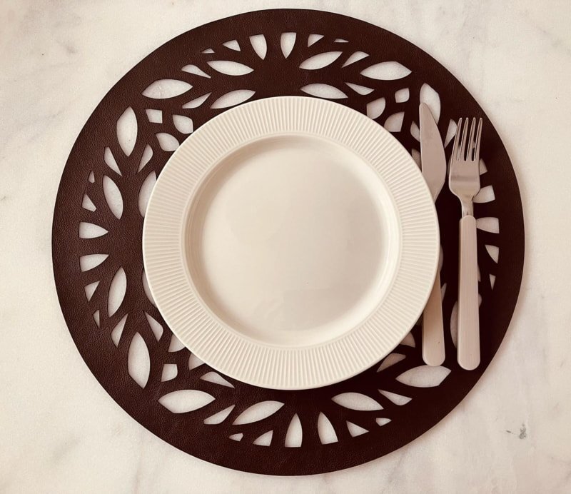 Intra απο ξύλο plywood 3mm-4mm πάχος - Στρογγυλά Δερμάτινα Σουπλά Δίασταση 30x30 cm Intraeaxys-d1l5mg67