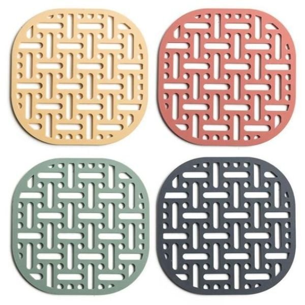 Intra απο ξύλο plywood 3mm-4mm πάχος - Σύγχρονα μαξιλάρια για ζεστά πιάτα σουβέρ για φλιτζάνια καφέ Δίασταση 30x30 cm Intraeaxys-eo24yml1