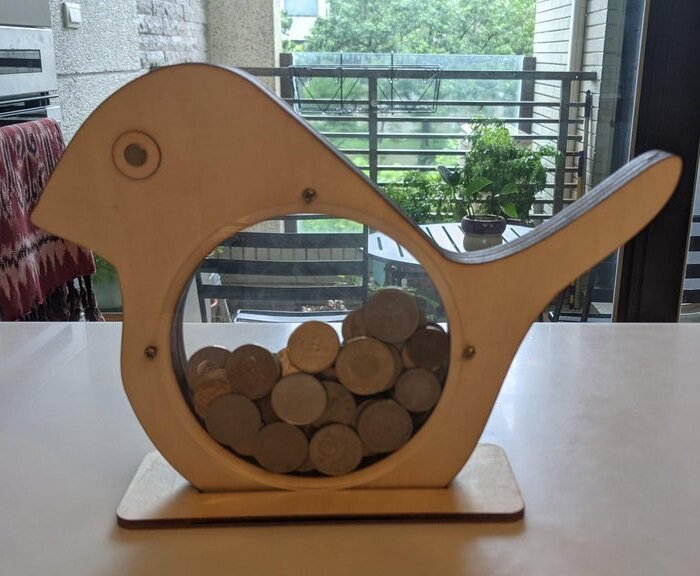Intra απο ξύλο plywood 3mm-4mm πάχος - Cute Bird Money Box Coin Bank Κουμπαράς για παιδιά Δίασταση 30x30 cm Intraeaxys-voq2wljo