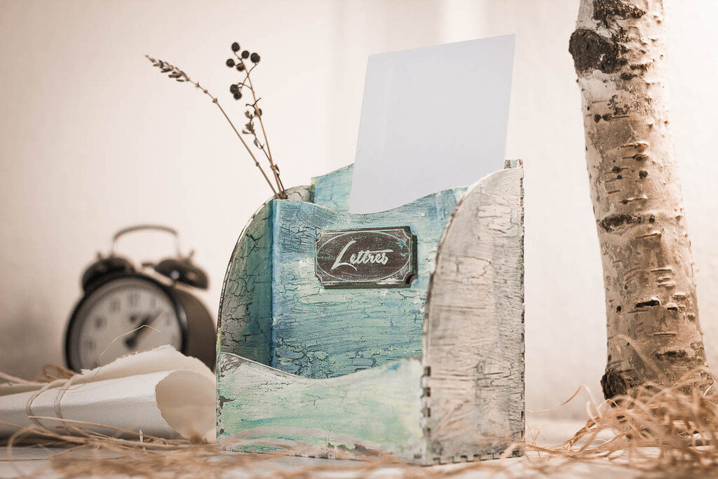 Intra απο ξύλο plywood 3mm-4mm πάχος - Vintage Letterbox 3mm Δίασταση 30x30 cm Intraeaxys-eo0q9d01