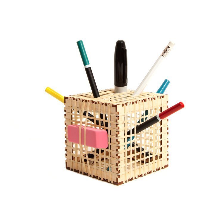 Intra απο ξύλο plywood 3mm-4mm πάχος - Ξύλινη θήκη για στυλό Δίασταση 30x30 cm Intraeaxys-r7vdm0z7