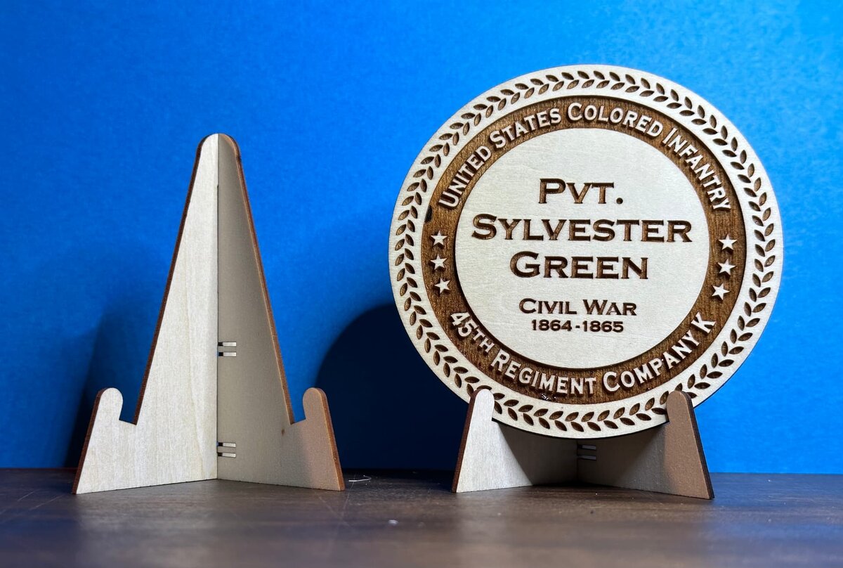 Intra απο ξύλο plywood 3mm-4mm πάχος - Απλό καβαλέτο Δίασταση 30x30 cm Intraeaxys-d1lvp9xo