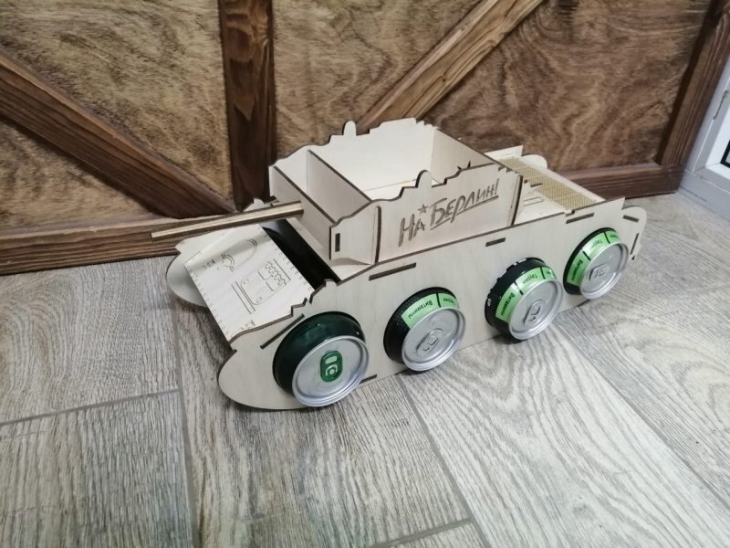 Intra απο ξύλο plywood 3mm-4mm πάχος - Θήκη ποτού σε σχήμα δεξαμενής Δίασταση 30x30 cm Intraeaxys-qom6m041