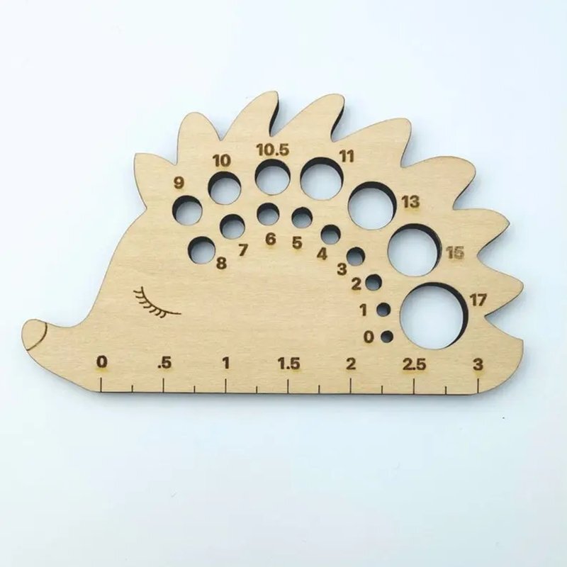 Intra απο ξύλο plywood 3mm-4mm πάχος - Χάρακας μεγέθους βελόνας πλεξίματος Hedgehog Δίασταση 30x30 cm Intraeaxys-eo0n5lg1