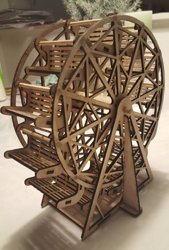 Intra απο ξύλο plywood 3mm-4mm πάχος - Τροχός λούνα παρκ 3mm Κόντρα πλακέ Δίασταση 30x30 cm Intraeaxys-eo209r67