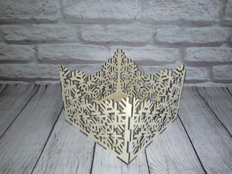 Intra απο ξύλο plywood 3mm-4mm πάχος - Θήκη χαρτοπετσέτας για νιφάδες χιονιού Δίασταση 30x30 cm Intraeaxys-eo4yq38o