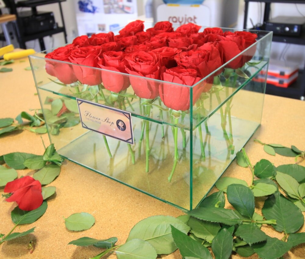 Intra απο ξύλο plywood 3mm-4mm πάχος - Ακρυλικό κουτί λουλουδιών Δίασταση 20x20 cm Intraeaxys-qomm088o