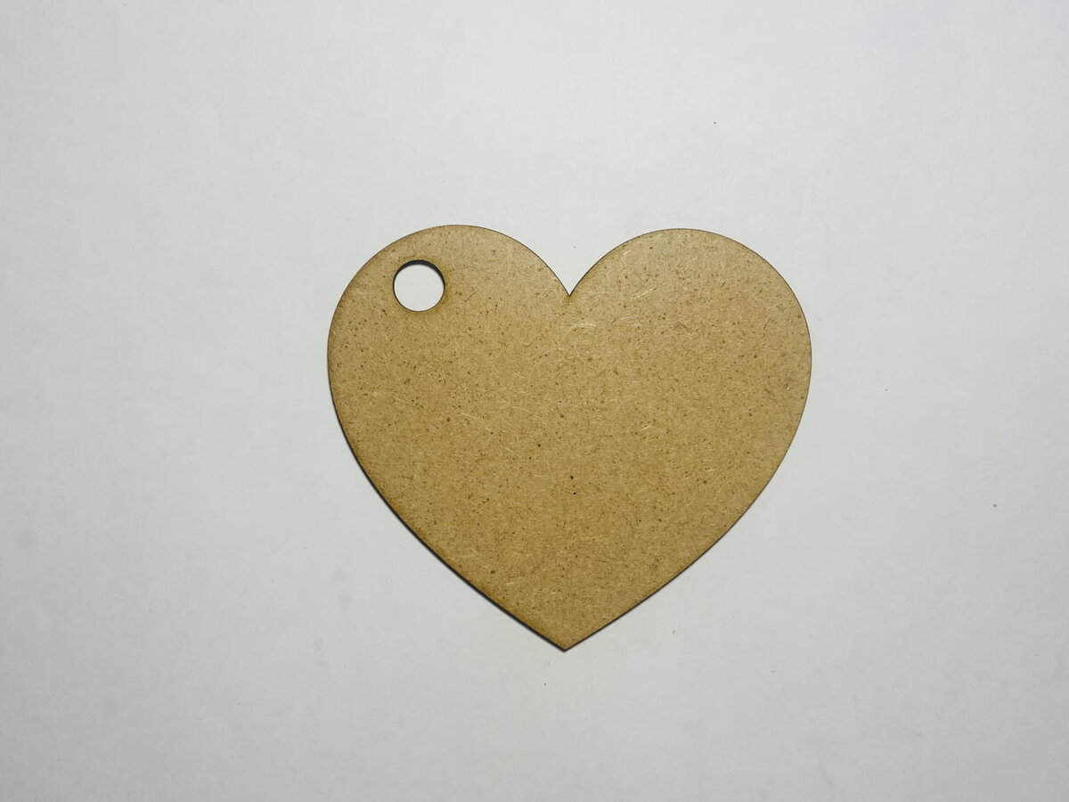 Σετ των 2 Intra απο ξύλο plywood 3mm-4mm πάχος - Ξύλινη καρδιά στολίδι κενό Δίασταση 10x10 cm Intraeaxys-e1gkjrvo