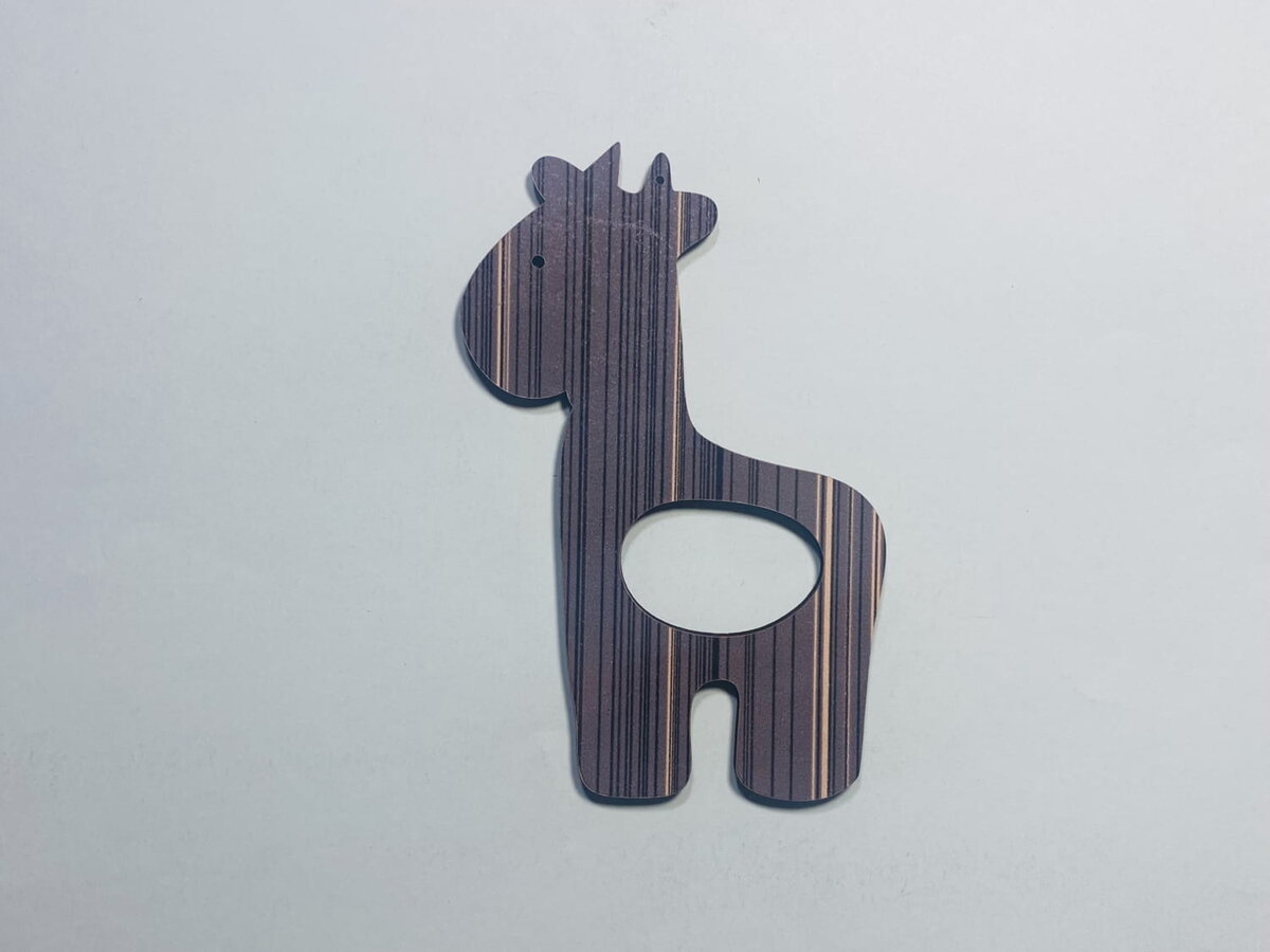 Intra απο ξύλο plywood 3mm-4mm πάχος - Ημιτελές ξύλινο σχήμα καμηλοπάρδαλης Δίασταση 30x30 cm Intraeaxys-lopqr9z7