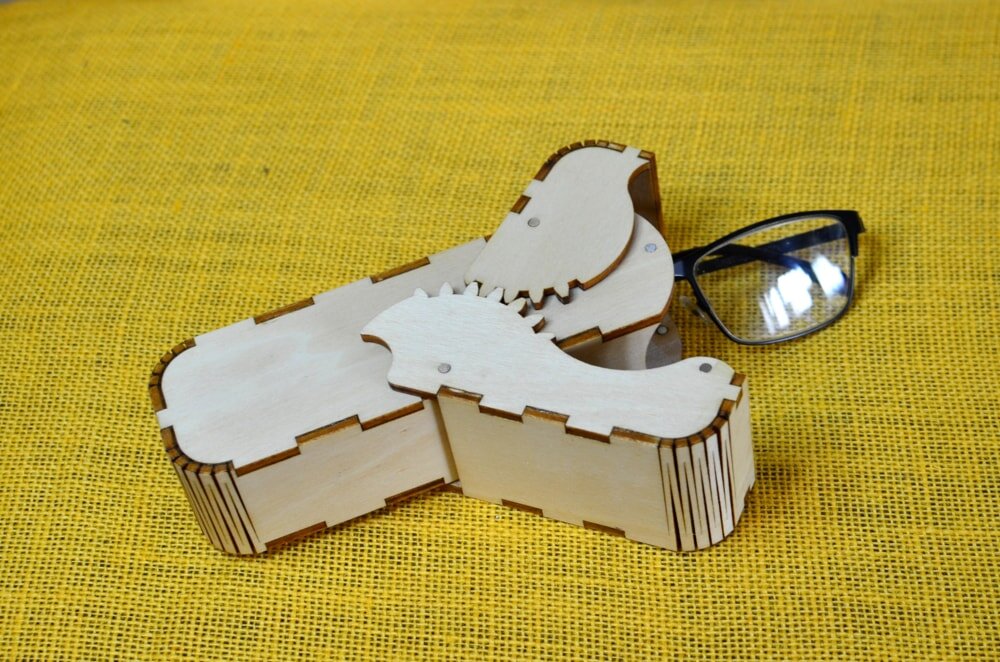 Intra απο ξύλο plywood 3mm-4mm πάχος - Κουτί γυαλιών με γρανάζια Δίασταση 30x30 cm Intraeaxys-67wl8r81