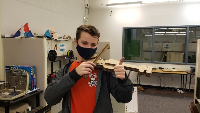 Intra απο ξύλο plywood 3mm-4mm πάχος - Βιολί από χαρτόνι Δίασταση 30x30 cm Intraeaxys-075dyx0o