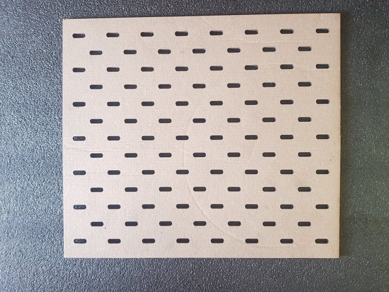 Intra απο ξύλο plywood 3mm-4mm πάχος - Ikea Skadis Pegboard 280×320 Δίασταση 30x30 cm Intraeaxys-pokmmvj1