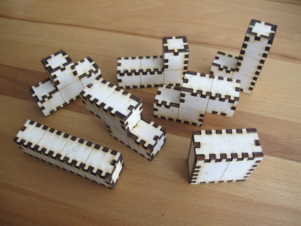 Intra απο ξύλο plywood 3mm-4mm πάχος - Ξύλινα Μπλοκ Tetris 4mm Δίασταση 30x30 cm Intraeaxys-51rrmlr1