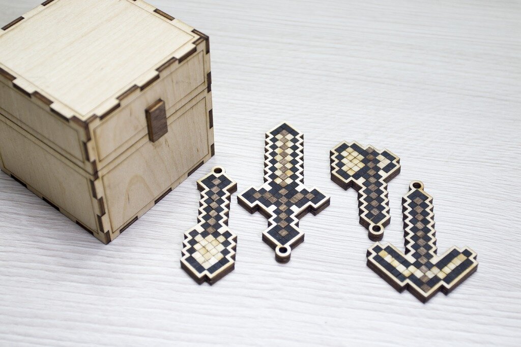 Σετ των 3 Intra απο ξύλο plywood 3mm-4mm πάχος - Μπρελόκ Minecraft 3mm Δίασταση 5x5 cm Intraeaxys-joed9461