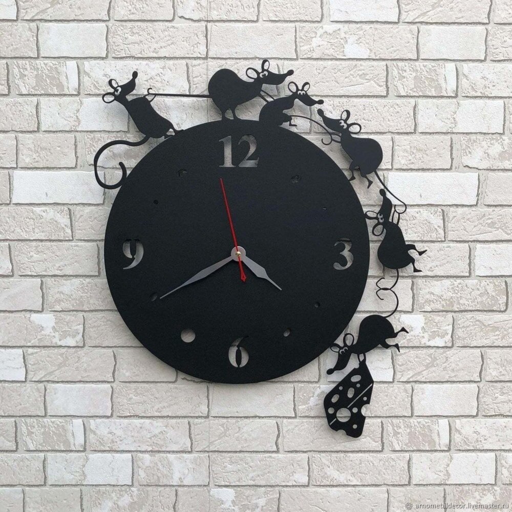 Intra απο ξύλο plywood 3mm-4mm πάχος - Χαριτωμένο ρολόι τοίχου με ποντίκι και τυρί Δίασταση 30x30 cm Intraeaxys-eo206lq7