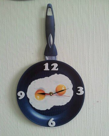 Intra απο ξύλο plywood 3mm-4mm πάχος - Ρολόι τοίχου τηγανιού Δίασταση 30x30 cm Intraeaxys-6o3yenr7