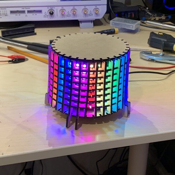 Intra απο ξύλο plywood 3mm-4mm πάχος - Ξύλινο φωτιστικό Matrix Δίασταση 30x30 cm Intraeaxys-voq2gq5o